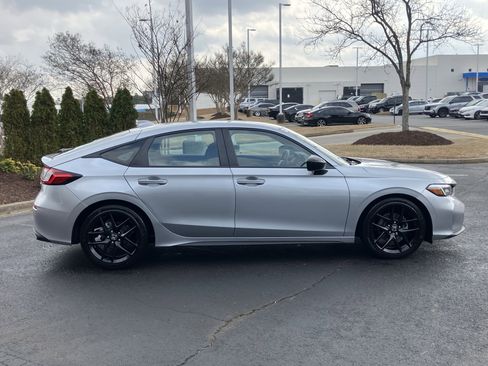 Used 2025 Honda Civic Sport image 11