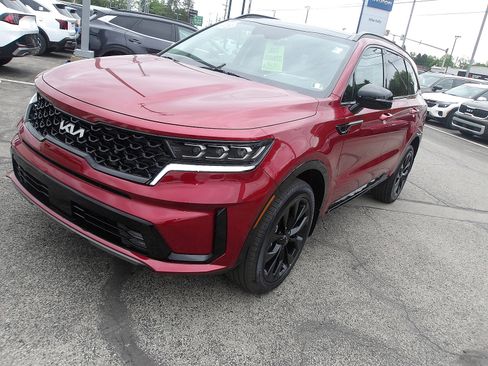 Used 2023 Kia Sorento SX AWD/4WD image 10