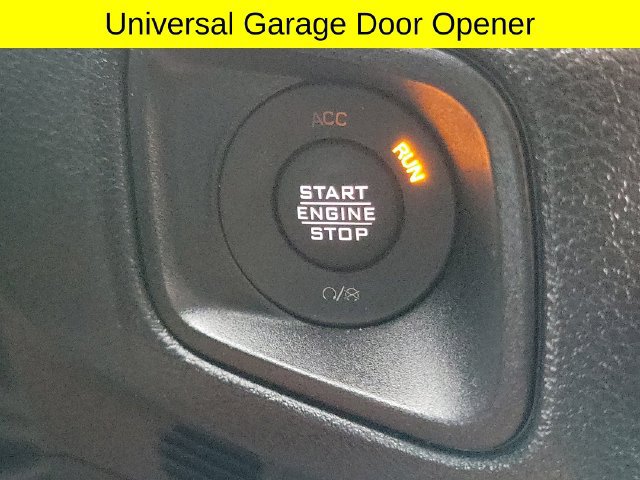 Used 2024 Jeep Wrangler Unlimited w/ Convenience Group AWD/4WD image 18