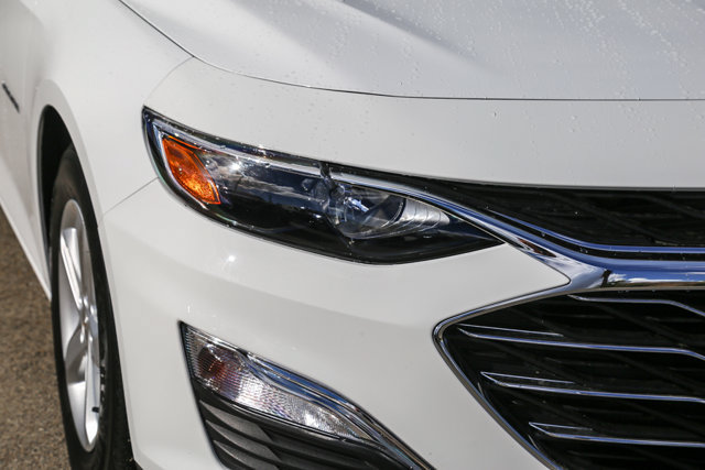 Used 2022 Chevrolet Malibu LS FWD image 12