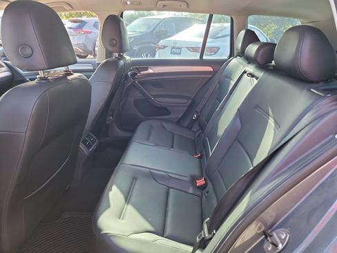 Used 2015 Volkswagen Golf TDI SE FWD image 14