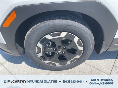Used 2026 Hyundai Santa Fe SEL AWD/4WD image 14