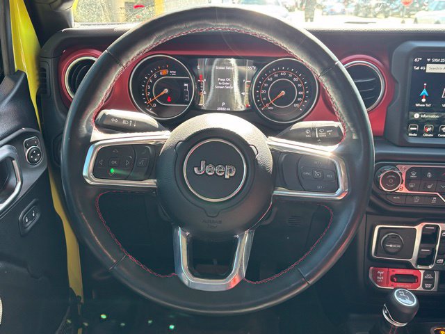 Used 2023 Jeep Wrangler Unlimited Rubicon w/ Cold Weather Group AWD/4WD image 18
