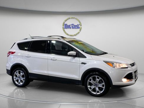 Used 2015 Ford Escape Titanium AWD/4WD image 7