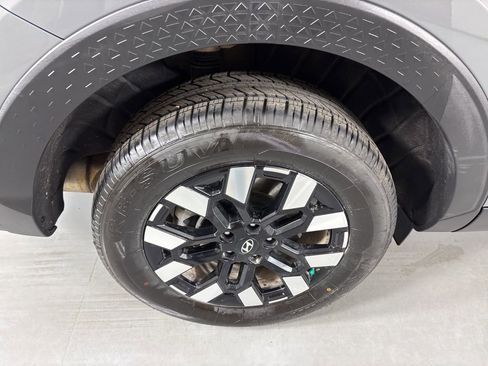 Used 2025 Hyundai Santa Cruz SEL image 10