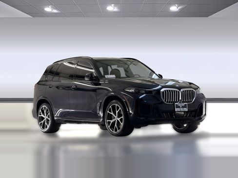Used 2024 BMW X5 xDrive50e w/ M Sport Package AWD/4WD image 6