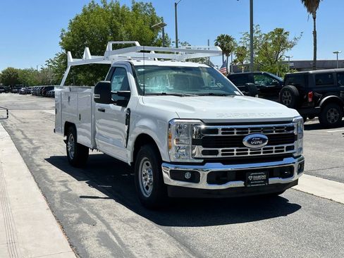 New 2025 Ford F350 XL w/ XL Chrome Package RWD image 7
