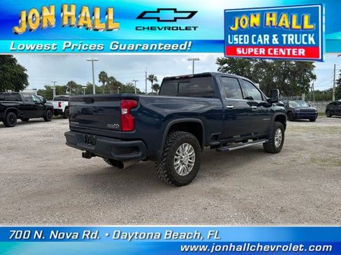 Used 2022 Chevrolet Silverado 2500 High Country w/ Safety Package II AWD/4WD image 13