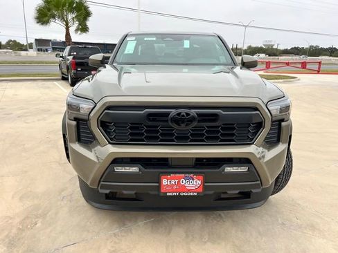 New 2026 Toyota Tacoma TRD Off-Road AWD/4WD image 2
