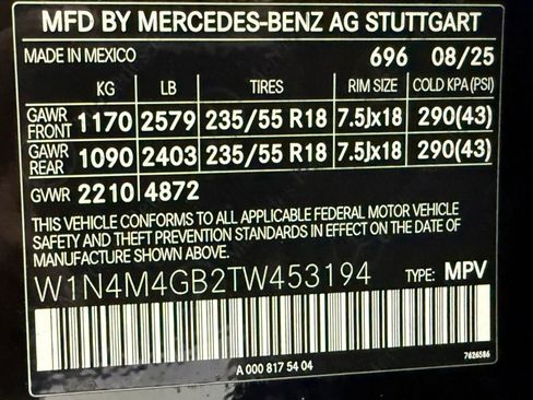 New 2026 Mercedes-Benz GLB 250 image 18