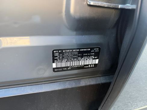 Used 2023 Mitsubishi Outlander ES image 34