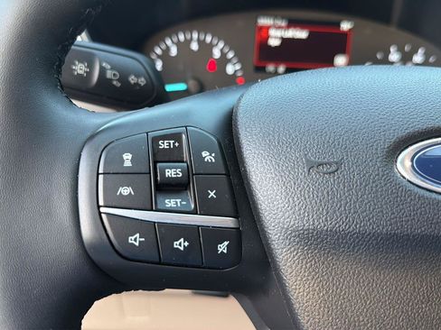 Used 2022 Ford Escape SE w/ SE Sport Appearance Package FWD image 21