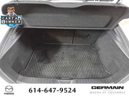 Used 2023 MAZDA MAZDA3 Hatchback w/Premium Plus Pkg image 21