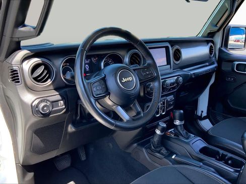 Used 2023 Jeep Wrangler Unlimited Sport AWD/4WD image 18