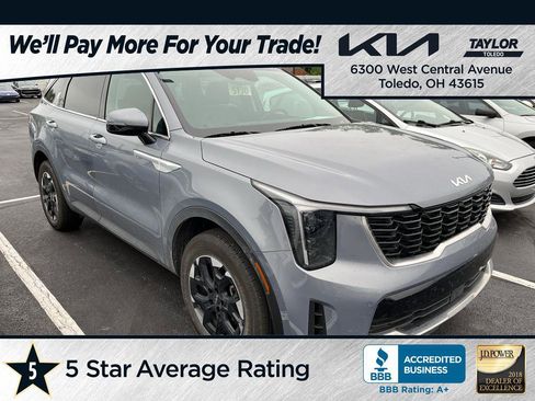 Certified 2024 Kia Sorento S w/ Panoramic Sunroof Package AWD/4WD image 1