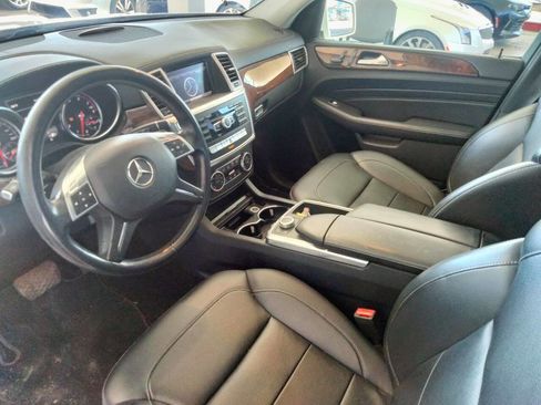Used 2013 Mercedes-Benz ML 550 4MATIC image 9