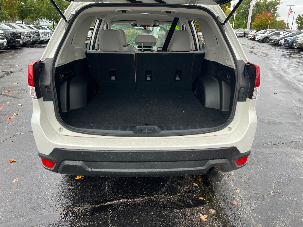 Used 2022 Subaru Forester AWD/4WD image 9