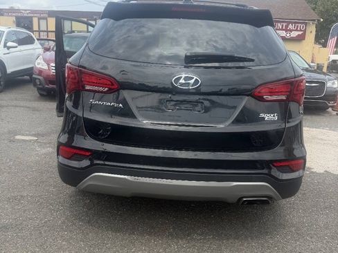Used 2017 Hyundai Santa Fe Sport AWD/4WD image 19