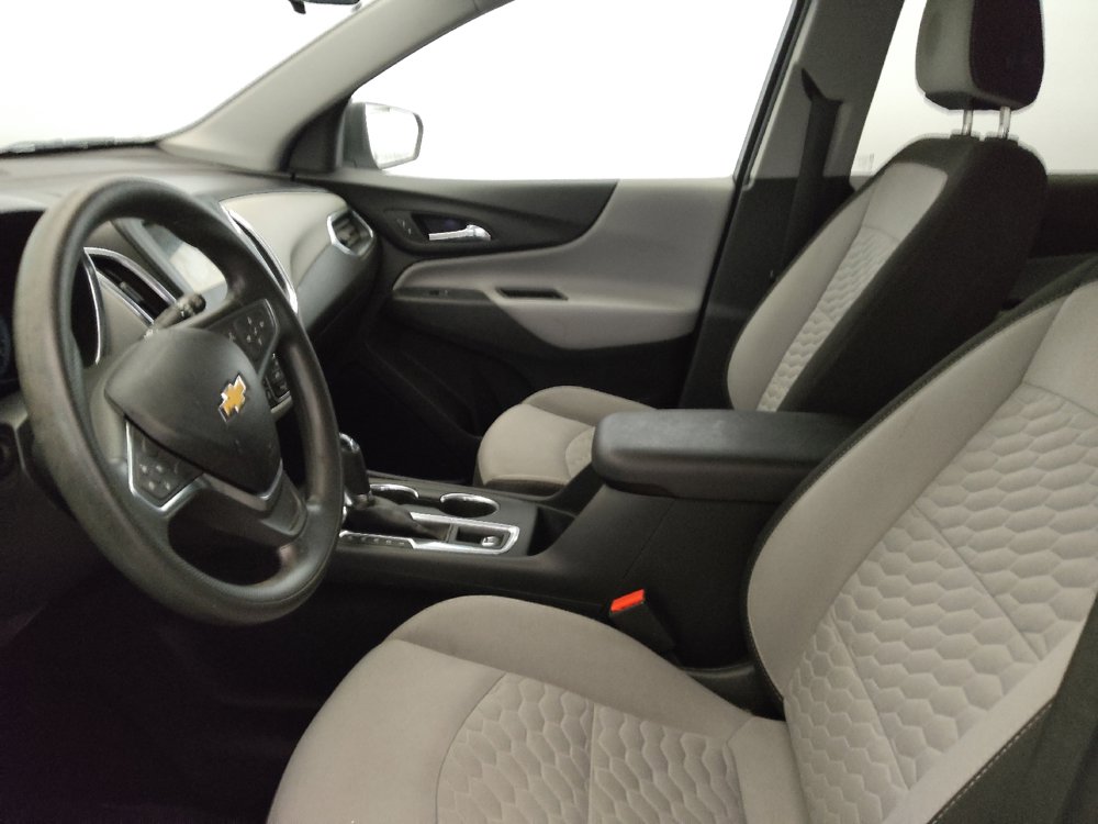 Used 2019 Chevrolet Equinox LS w/ LS Convenience Package FWD image 17