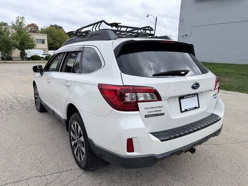 Used 2017 Subaru Outback 3.6R Limited image 5