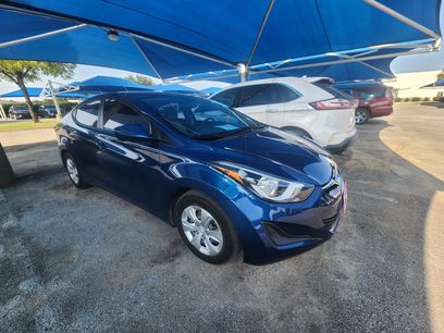 Used 2016 Hyundai Elantra SE