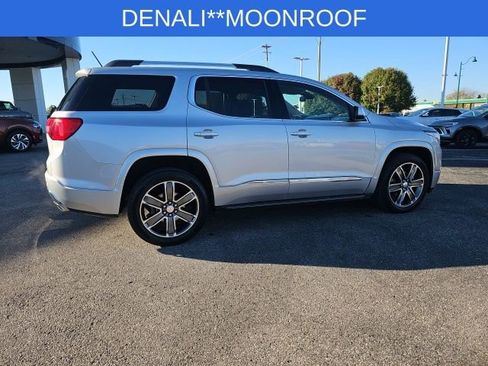 Used 2019 GMC Acadia Denali image 22