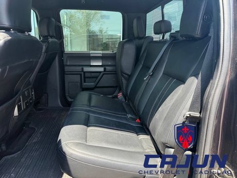 Used 2019 Ford F150 XLT w/ Equipment Group 302A Luxury AWD/4WD image 16
