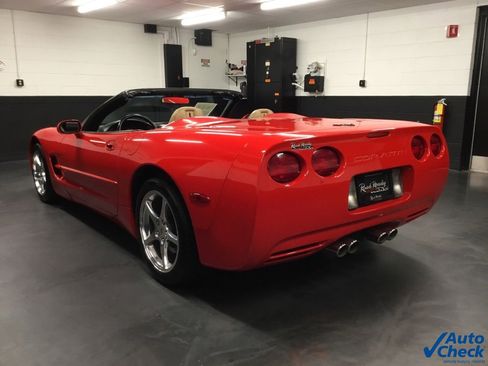 Used 1999 Chevrolet Corvette Convertible image 8