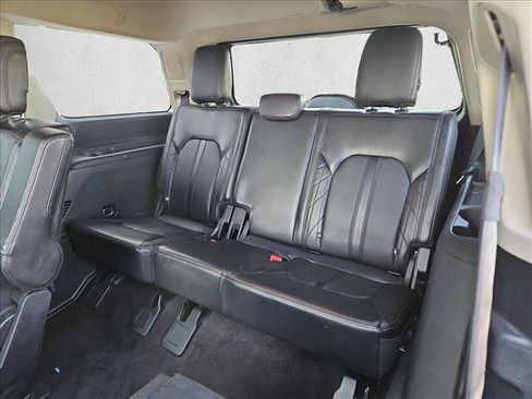 Used 2020 Ford Expedition Platinum image 23