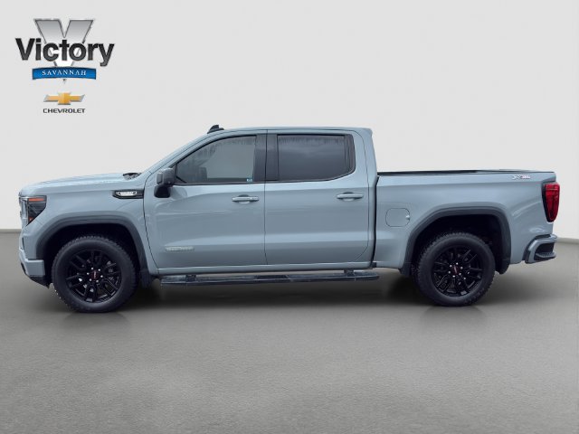 Used 2024 GMC Sierra 1500 Elevation w/ LPO, Elevation Black Package AWD/4WD image 4