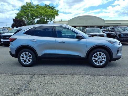 Used 2023 Ford Escape Active AWD/4WD image 6