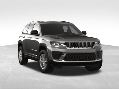New 2025 Jeep Grand Cherokee Laredo X image 9