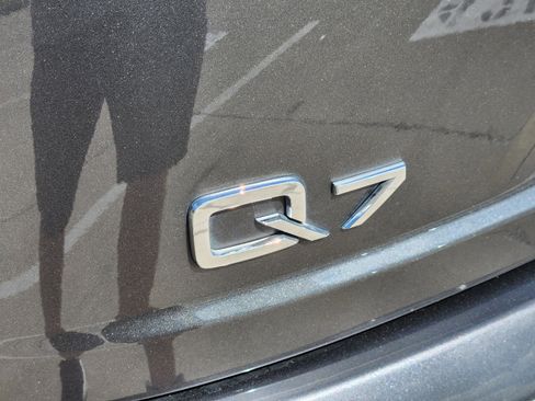 Used 2018 Audi Q7 3.0T Premium Plus image 13