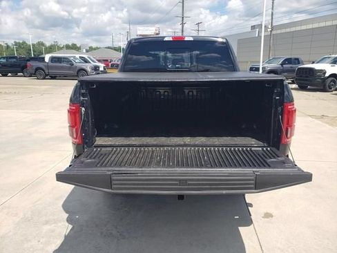 Used 2015 Ford F150 Platinum w/ Equipment Group 701A Luxury AWD/4WD image 6