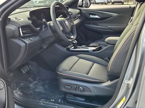 New 2026 Buick Envista Avenir image 14