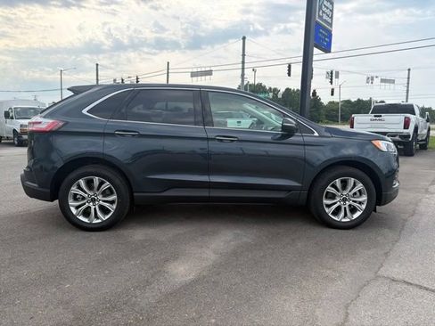 Used 2024 Ford Edge Titanium AWD/4WD image 5