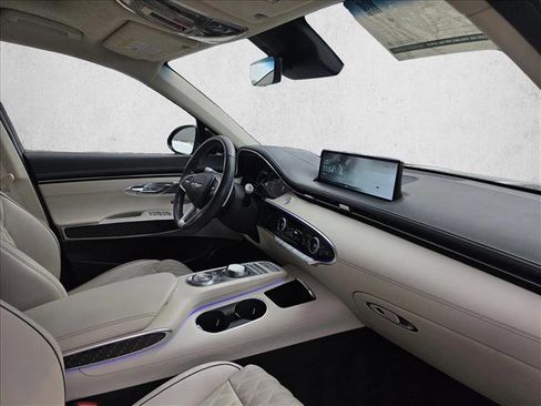 Used 2023 Genesis GV70 3.5T Sport w/ Sport Prestige Package image 10