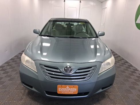 Used 2007 Toyota Camry LE FWD image 2