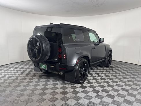 Used 2023 Land Rover Defender 90 X-Dynamic SE AWD/4WD image 9
