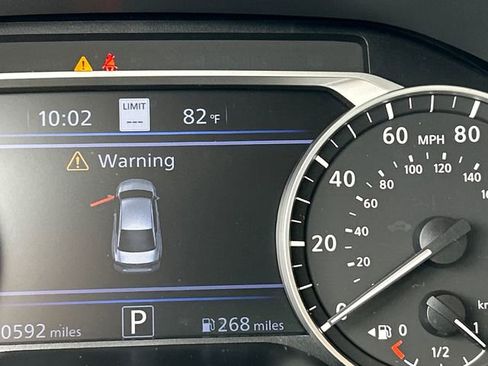 Certified 2023 Nissan Altima 2.5 SV w/ SV Premium Package image 15