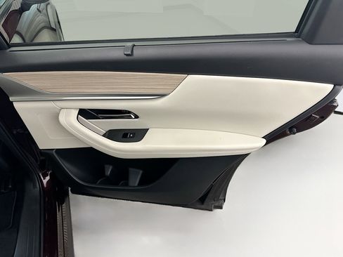 Used 2024 MAZDA CX-90 3.3 Turbo w/ Premium Plus Pkg image 32