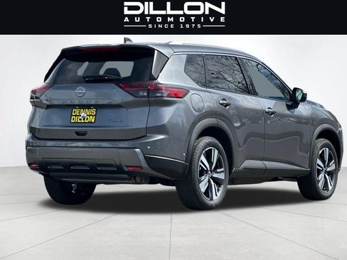 Used 2026 Nissan Rogue SL AWD/4WD image 4