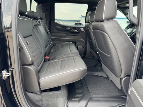Used 2024 GMC Sierra 1500 AT4X image 30