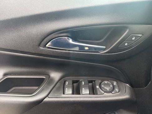 Used 2020 Chevrolet Equinox LT w/ Midnight Edition image 11