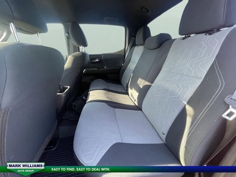 Used 2021 Toyota Tacoma TRD Off-Road image 25