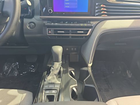 Used 2025 Toyota Camry LE FWD image 11