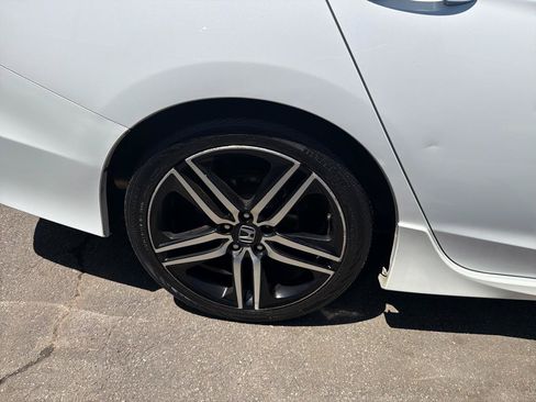 Used 2016 Honda Accord Sport image 5