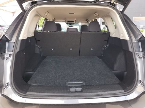 Used 2026 Nissan Rogue SV FWD image 14