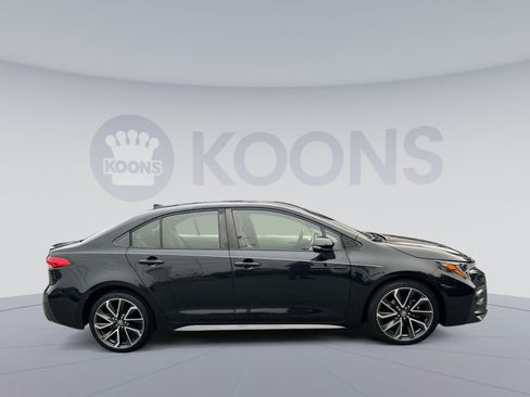 Used 2020 Toyota Corolla SE w/ SE Premium Package FWD image 8