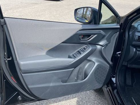 Certified 2025 Subaru Crosstrek 2.0i Premium image 13